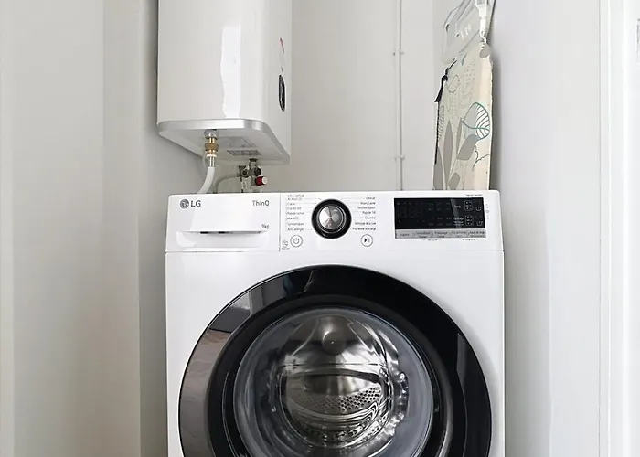 Appartement Chic Avec Balcon Carre D Or Nice