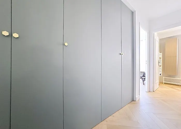 Chic Avec Balcon Carre D Or Appartement Nice