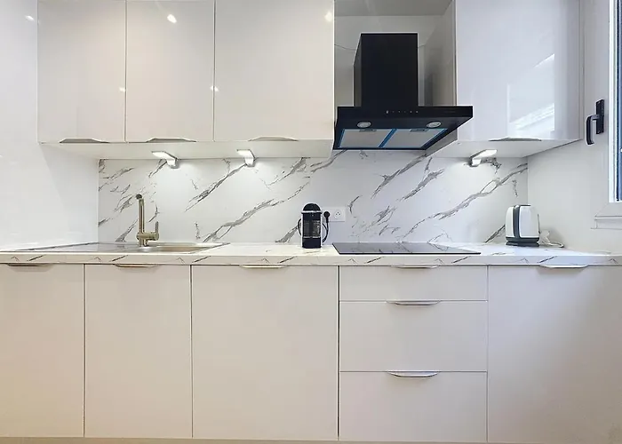 Chic Avec Balcon Carre D Or דירה *